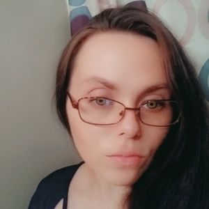 Meet your Posher, Pamela